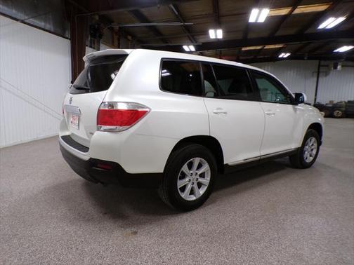 2012 Toyota Highlander SE