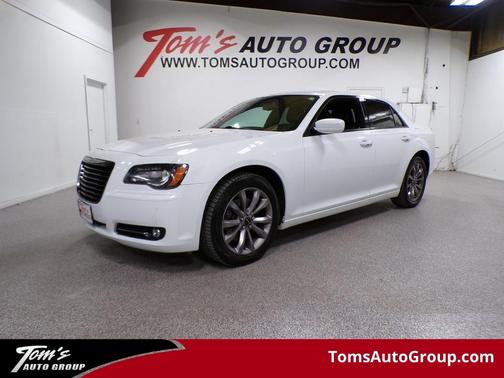 Bright White Clearcoat 2014 Chrysler 300 S
