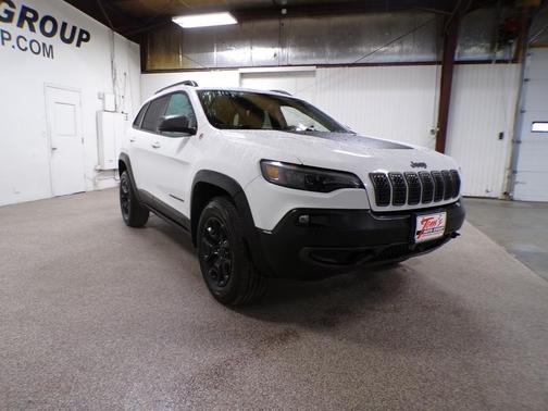 2020 Jeep Cherokee Trailhawk
