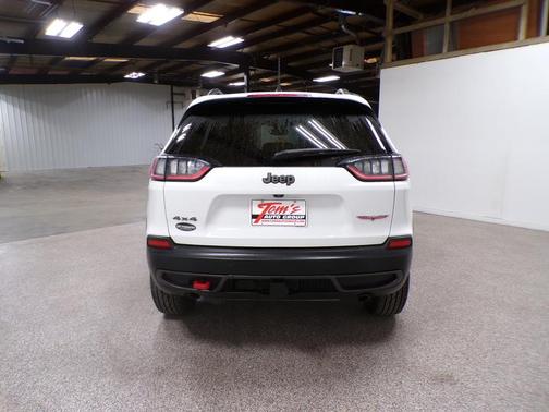 2020 Jeep Cherokee Trailhawk