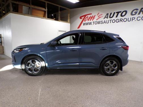 2023 Ford Escape ST-Line Select