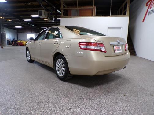 2011 Toyota Camry XLE