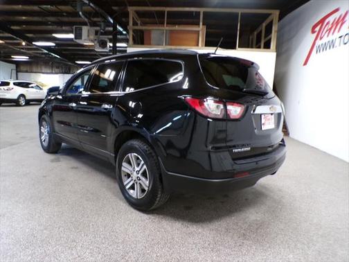 2017 Chevrolet Traverse 2LT