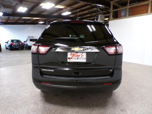2017 Chevrolet Traverse 2LT