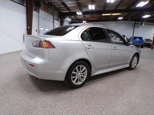 2016 Mitsubishi Lancer ES