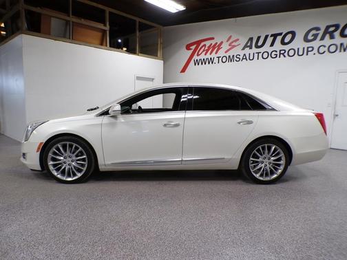 2013 Cadillac XTS Platinum