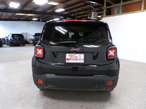 2016 Jeep Renegade 75th Anniversary