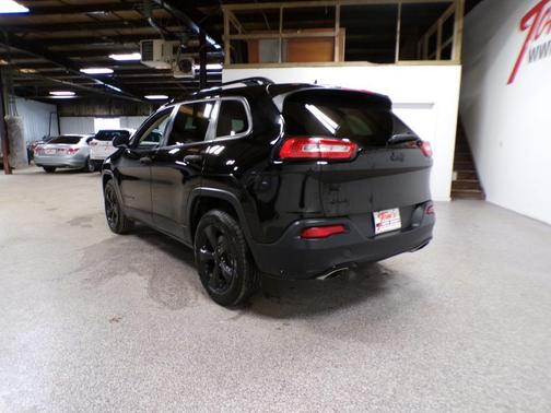 2017 Jeep Cherokee Altitude
