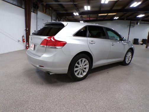 2011 Toyota Venza Base