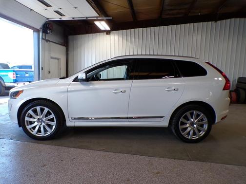 2017 Volvo XC60 T5 Inscription