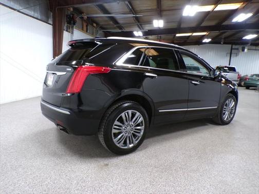 2017 Cadillac XT5 Premium Luxury