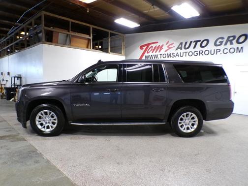 2017 GMC Yukon XL SLT