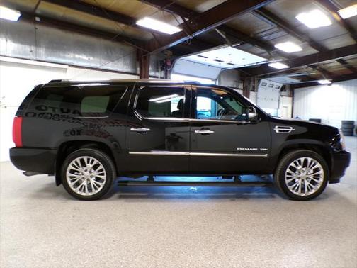 2014 Cadillac Escalade ESV Luxury