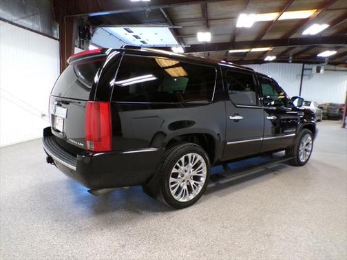 2014 Cadillac Escalade ESV Luxury