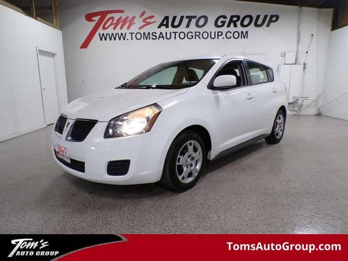 2010 Pontiac Vibe Base