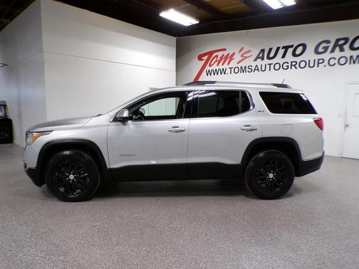 Quicksilver Metallic 2019 GMC Acadia SLT-1