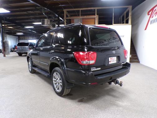 2006 Toyota Sequoia SR5