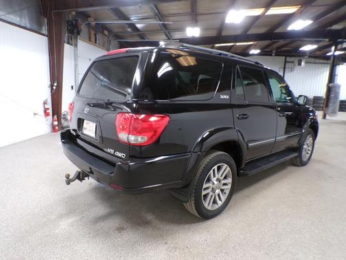 2006 Toyota Sequoia SR5