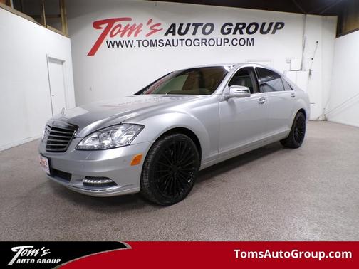 2010 Mercedes-Benz S-Class S 550 4MATIC