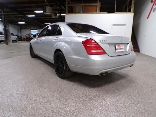 2010 Mercedes-Benz S-Class S 550 4MATIC