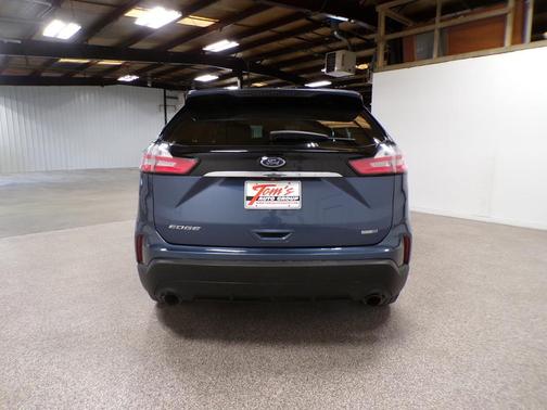 2019 Ford Edge SE