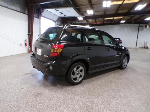 2006 Pontiac Vibe 