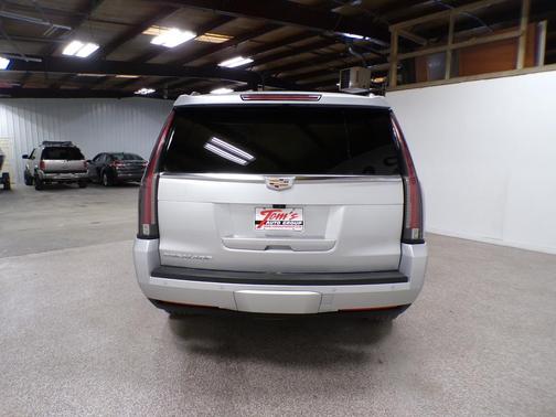 2020 Cadillac Escalade Luxury