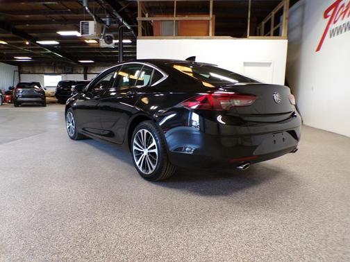 2019 Buick Regal Sportback Preferred II