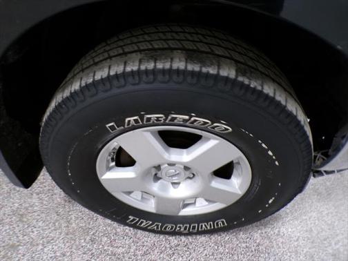 2008 Nissan Frontier SE Crew Cab