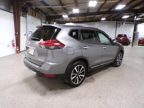 2018 Nissan Rogue SL