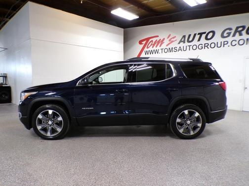 Dark Sapphire Blue Metallic 2017 GMC Acadia SLT-2