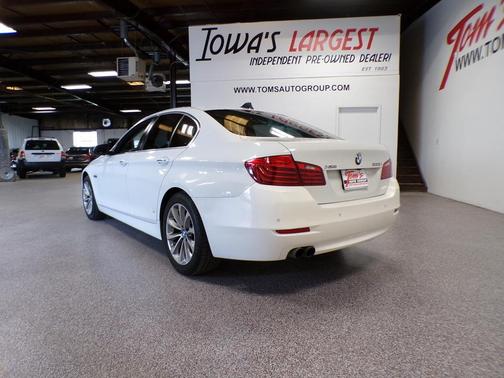 Mineral White Metallic 2016 BMW 528 i xDrive