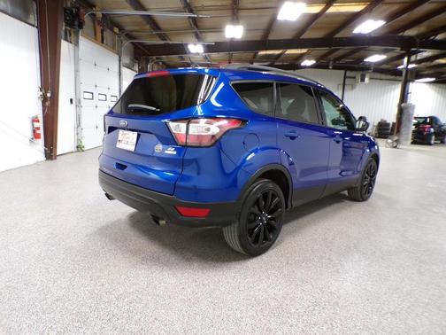 Blue Metallic 2018 Ford Escape SE
