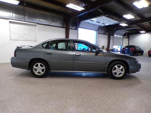 2004 Chevrolet Impala LS