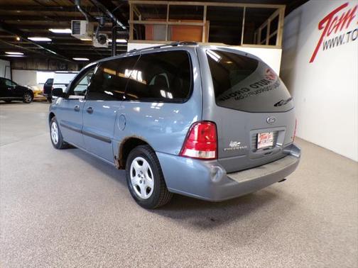 2004 Ford Freestar SE