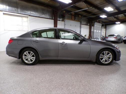 2012 INFINITI G25x Base