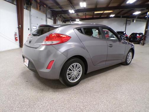 2013 Hyundai Veloster Base