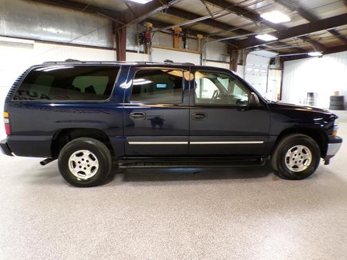 Dark Blue Metallic 2006 Chevrolet Suburban LS