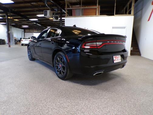 2017 Dodge Charger SXT