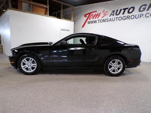 2011 Ford Mustang V6