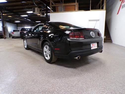 2011 Ford Mustang V6