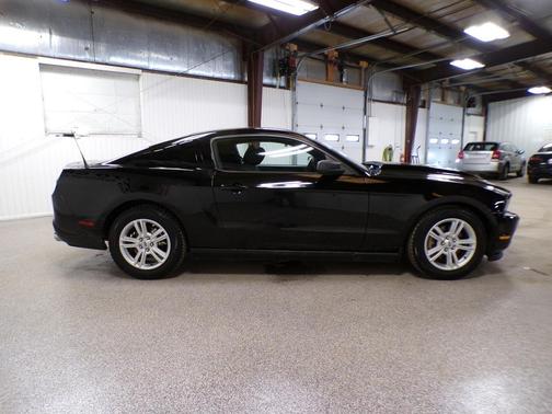2011 Ford Mustang V6