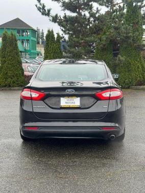 Black 2013 Ford Fusion SE