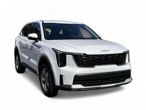 2025 Kia Sorento LX