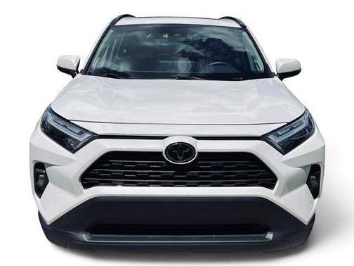 Wind Chill Pearl 2025 Toyota RAV4 XLE Premium