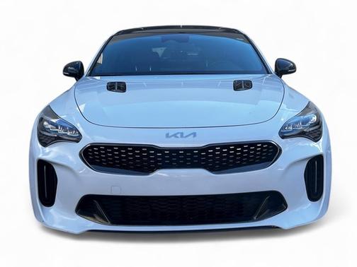 2023 Kia Stinger GT-Line