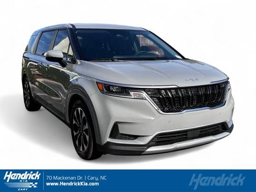 2024 Kia Carnival EX
