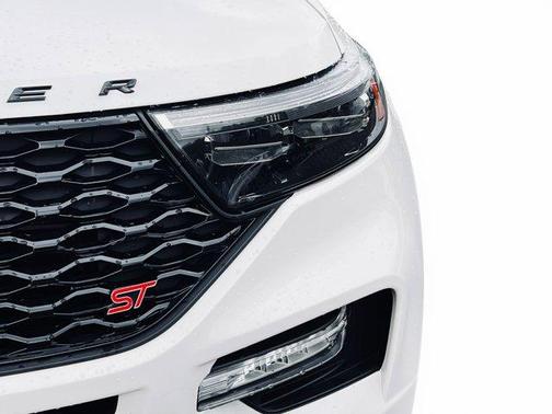 Star White 2023 Ford Explorer ST