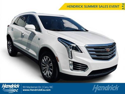 Crystal White Tri-Coat 2019 Cadillac XT5 Luxury