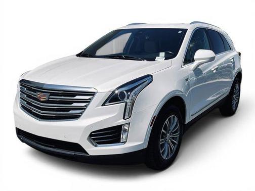 Crystal White Tri-Coat 2019 Cadillac XT5 Luxury